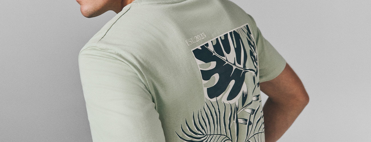 T-shirt backprint